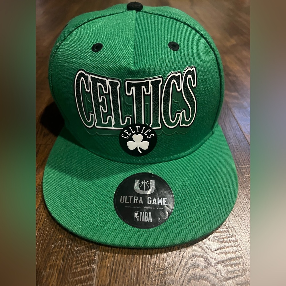 Green adjustable Boston Celtics hat nwt